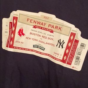 Men’s large tee shirt black New Boston Red Sox